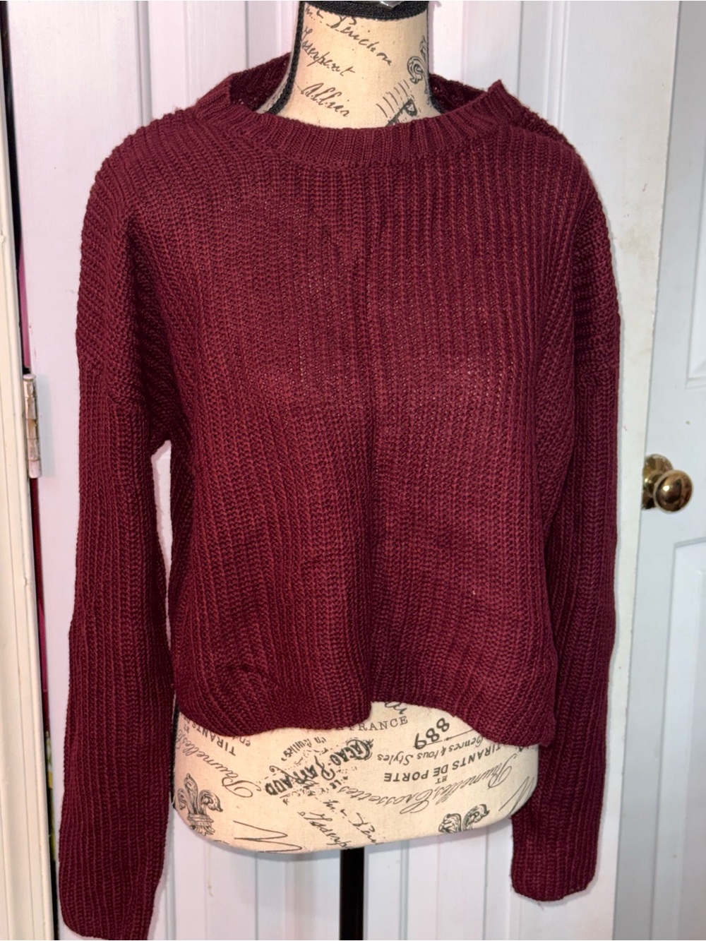 Forever 21 Burgundy Ribbed Crewneck Sweater